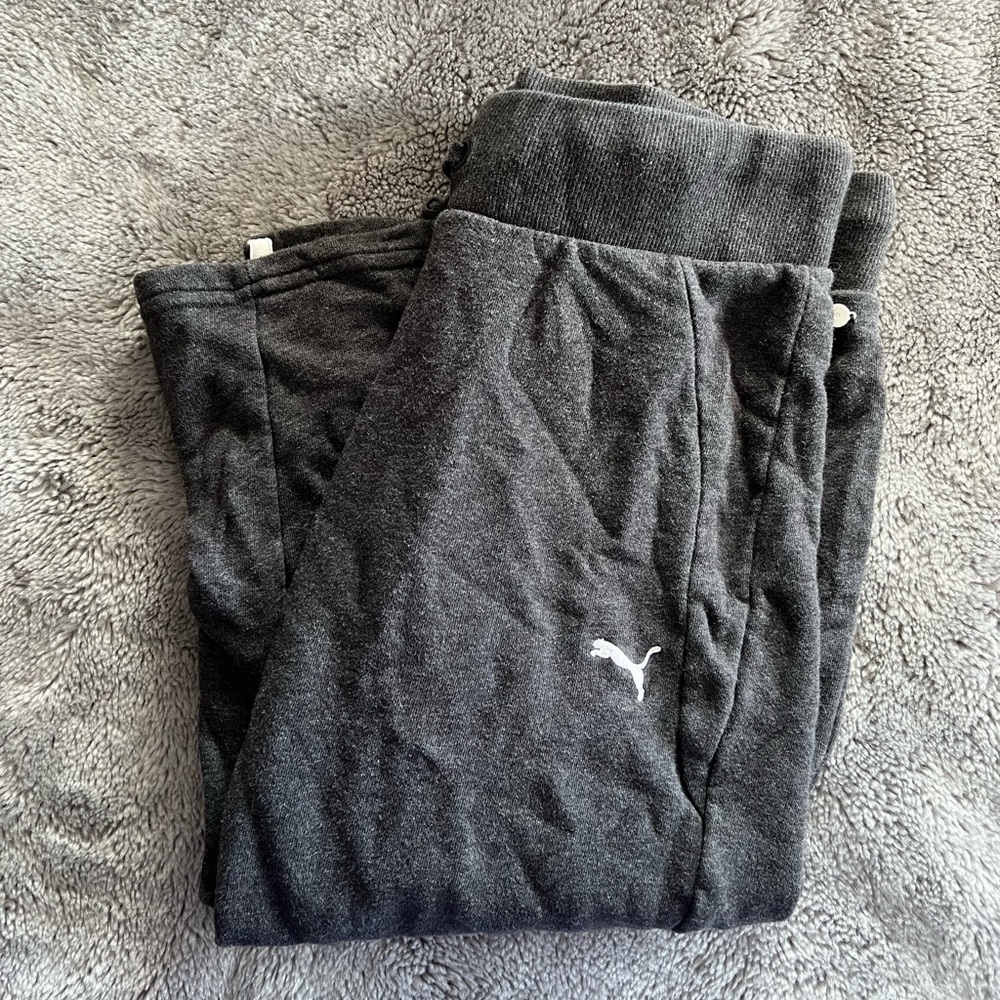 S Puma Capri Workout Pant.